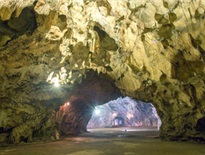 Hang Mỏ Luông - Hang Bộ Đội