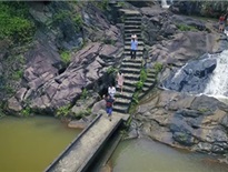 Khu du lịch Suối Mỡ