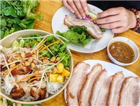 10 món ăn xong vẫn thèm ở Đà Nẵng