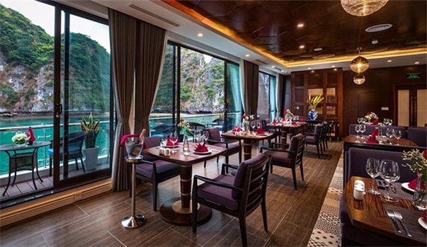 DU THUYỀN STELLA OF THE SEA CRUISE