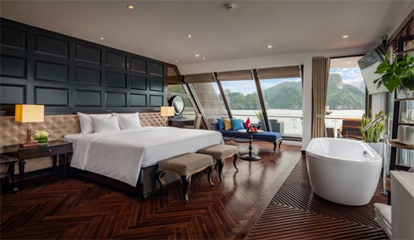 DU THUYỀN STELLA OF THE SEA CRUISE