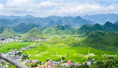 Núi đôi Quản Bạ - Hà Giang