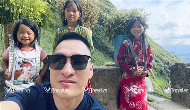 Check in cùng trẻ em vùng cao trên đèo Mã Pí Lèng