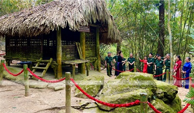 Hà Nội - Tân Trào - Na Hang - Tuyên Quang