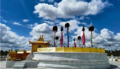 Tour Nội Mông 6N5Đ: Hà Nội - Ordos - Thảo nguyên Ordos - Sa mạc Vọng Âm - Thành Cát Tư Hãn 6N5Đ