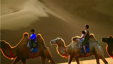 Tour Nội Mông 8N7Đ: Hà Nội -  Sa Mạc Vọng Âm – Thảo Nguyên Ordos – Ngân Xuyên – Thủy Động Câu - Công Viên Lanshan - Phim Trường Phương Tây