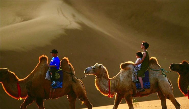 Tour Nội Mông 8N7Đ: Hà Nội - Sa Mạc Vọng Âm – Thảo Nguyên Ordos – Ngân Xuyên – Thủy Động Câu - Công Viên Lanshan - Phim Trường Phương Tây
