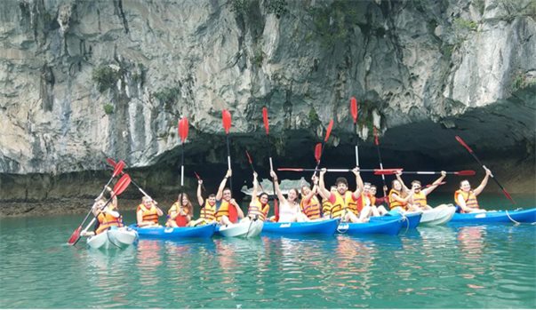 CÁT BÀ - VỊNH LAN HẠ