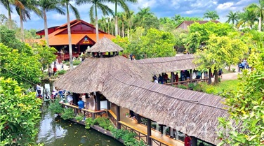 Hà Nội - Sài Gòn - Mỹ Tho - Cần Thơ - Châu Đốc - Củ Chi