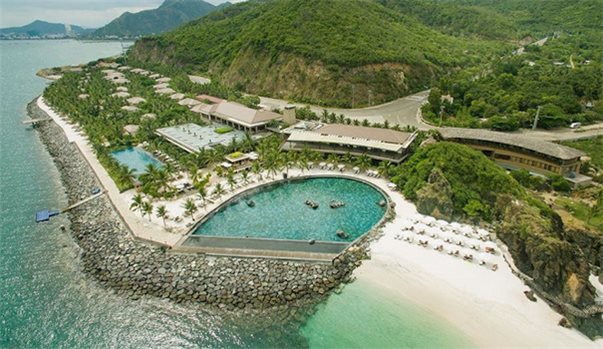LALYA NINH VÂN BAY