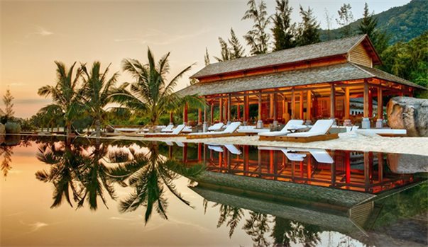 LALYA NINH VÂN BAY