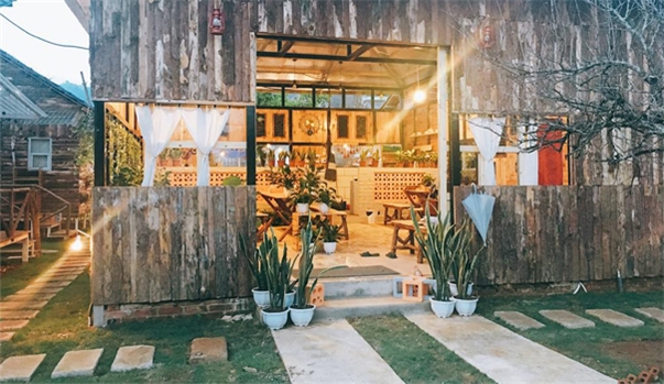 THE NOVEMBER HOME