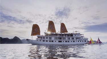 Du thuyền Hera Cruise