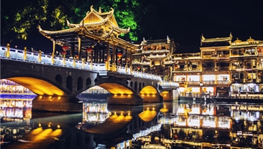 Hà Nội - Nam Ninh - Trương Gia Giới - Phương Hoàng Cổ Trấn