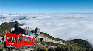 Hà Nội - Sapa - Bản Cát Cát - Núi Hàm Rồng - Đỉnh Fansipan