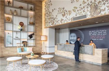 Fusion Suites Sài Gòn