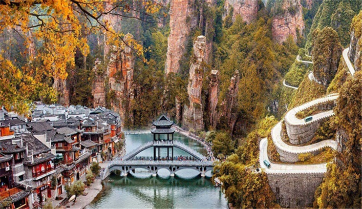 NAM NINH - TRƯƠNG GIA GIỚI - PHƯỢNG HOÀNG CỔ TRẤN