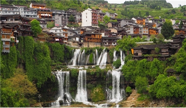 TRƯƠNG GIA GIỚI - PHƯỢNG HOÀNG CỔ TRẤN