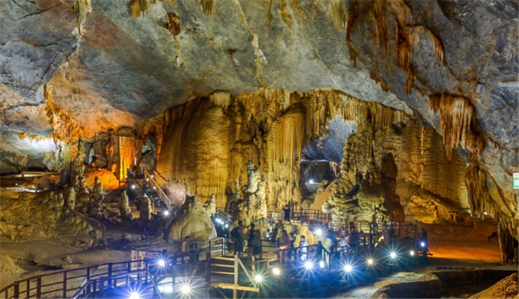 KHÁM PHÁ QUẢNG BÌNH