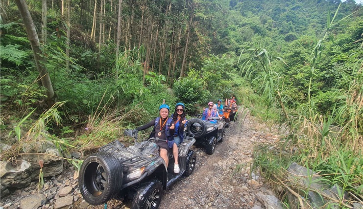 Trải nghiệm lái ATV off-road tại Nam Đan